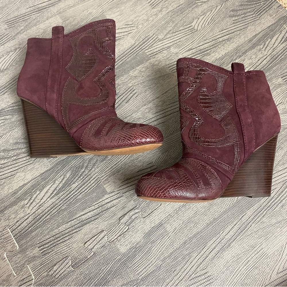 STEVEN Mitch Wedge Leather Bootie by Steve Madden - Picture 5 of 11